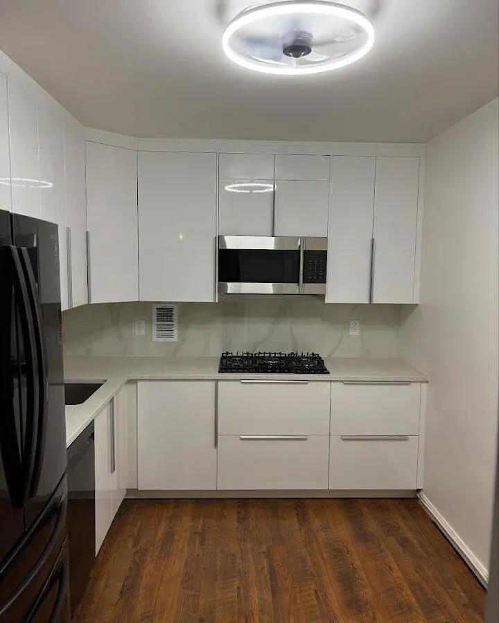Renovated kitchen with quartz countertops in Colesville